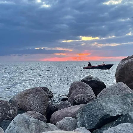 Teeveere Summer House Ubytování v soukromí Treimani